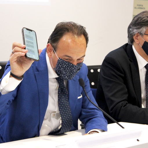 Covid, in Piemonte continua la discesa della curva del contagio. Cirio e Icardi: &quot;Numeri da zona gialla&quot;