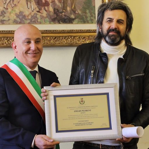 Il piccolo Leone Paolo Pedrini battezzato a Rocchetta nel giorno in cui papà Omar diventa cittadino onorario [FOTO]