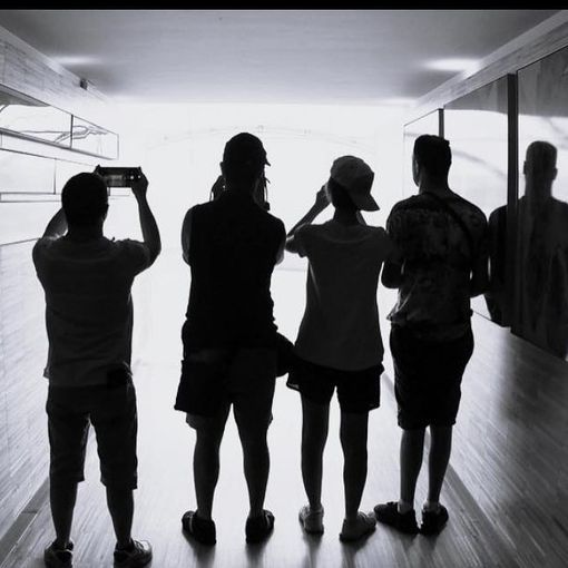 A FuoriLuogo la mostra fotografica “Friends4ever”
