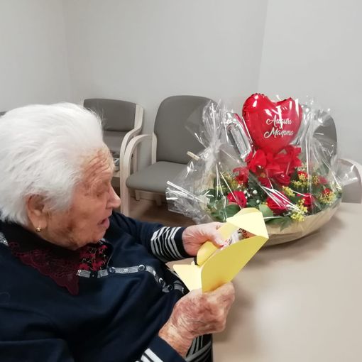 Angela Pecetto festeggia 101 anni