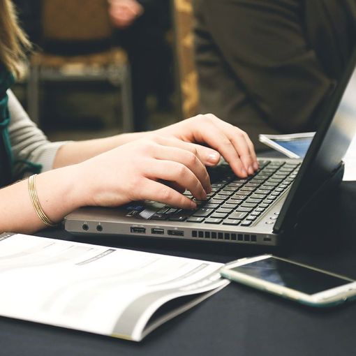 Come ottenere i crediti formativi professionali tramite le piattaforme online