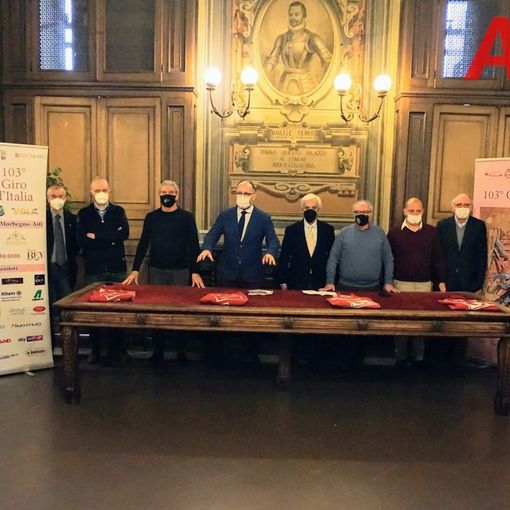 Ad Asti in Comune la conferenza stampa resoconto sul Giro d'Italia