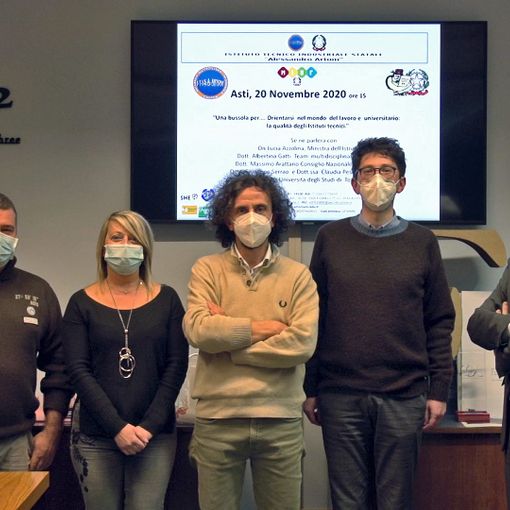 A &quot;Convegni in pillole&quot; organizzato dall'Artom, il ministro Azzolina è intervenuta in video