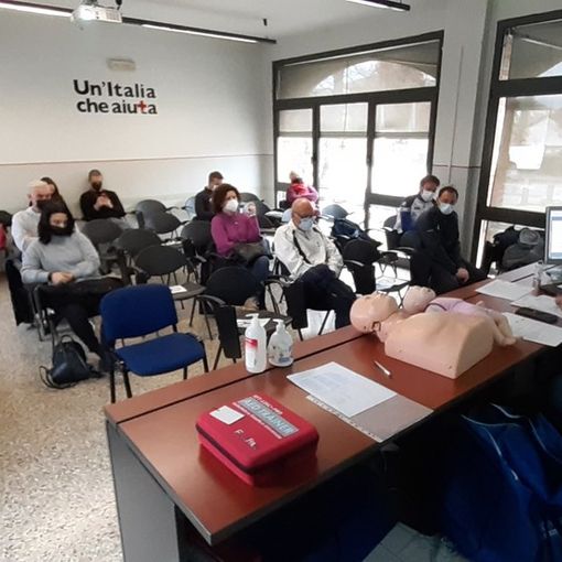 La sede della Croce Rossa di Asti ha ospitato un corso per l'uso di defibrillatori