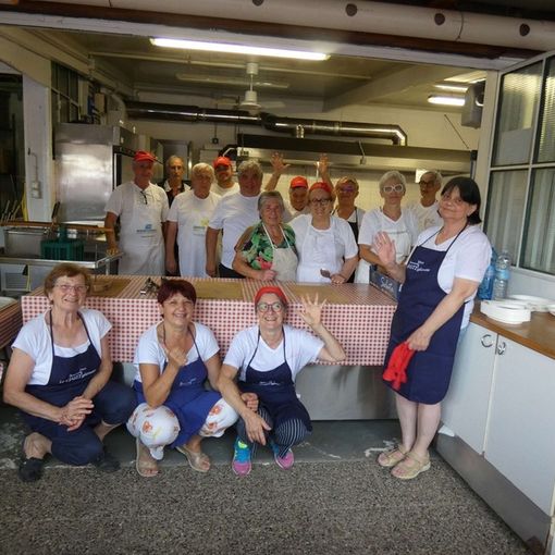 I cuochi e le cuoche della Proloco di Castiglione