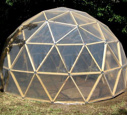 Il progetto BimbiSvegli, diventa associazione e installa una cupola geodetica con planetario a Serravalle