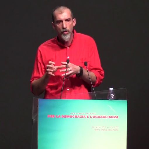 Ad Asti l'economista Giuseppe De Marzo autore del libro &quot;Per amore della terra&quot;