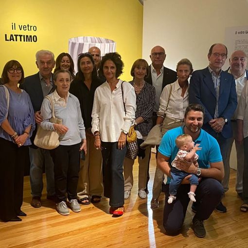Una delegazione del Rotary in visita alla mostra &quot;Il vetro è vita&quot;