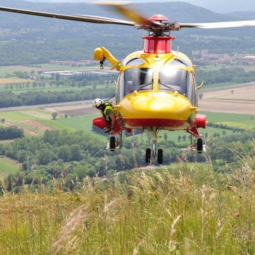 Villanova d'Asti: grave incidente in autostrada. Due i feriti