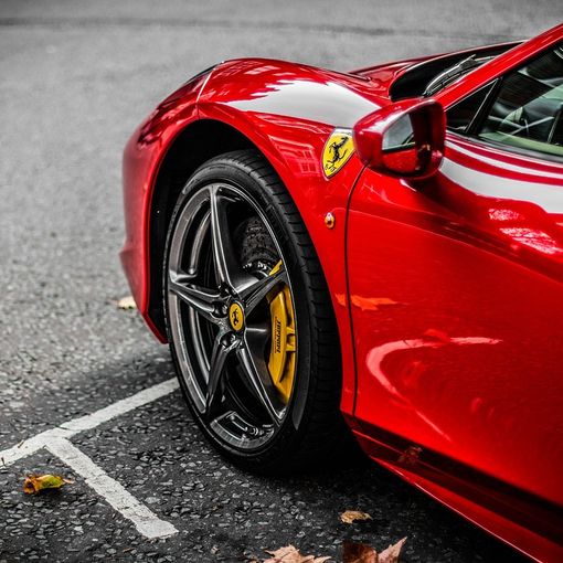 Castelnuovo Belbo: motori caldi per il meeting &quot;Ferrari &amp; Supercars&quot;
