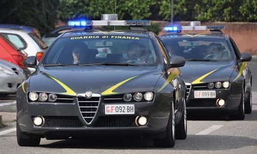 Prestiti usurai con tassi fino al 2500%, 6 le misure cautelari eseguite dalla Finanza