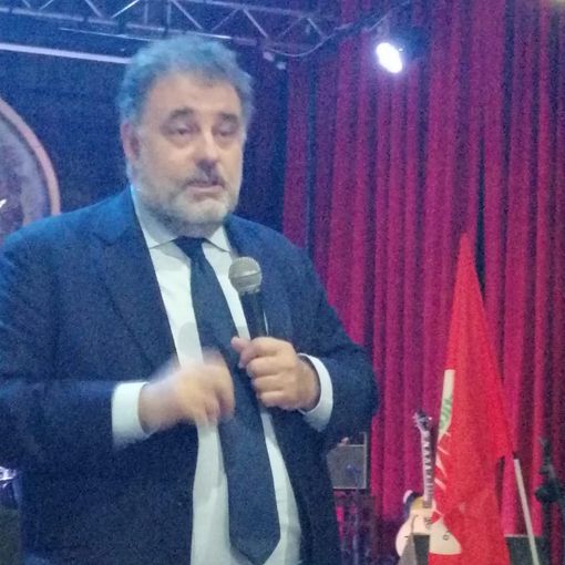 Il capogruppo alla Camera di Leu al Diavolo Rosso di Asti