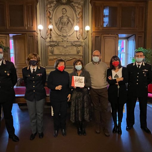Sindaco Rasero e assessore Cotto con i vari relatori presenti al convegno sui diritti dell'infanzia
