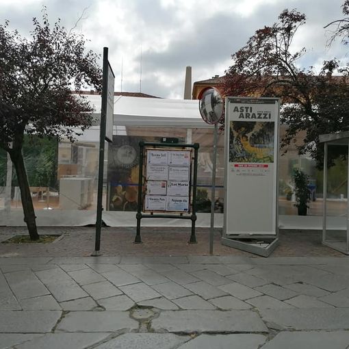 Piazza Roma in tempo di Douja è di &quot;uno squallore mai visto&quot;. Parola di Carlo Cerrato