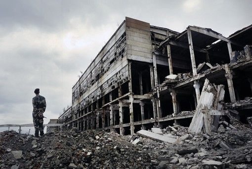 Un'immagine dei precedenti scontri in Donbass