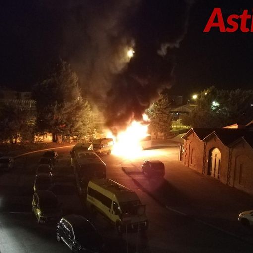 Il sindaco Rasero chiede la convocazione di un Tavolo in prefettura sugli incendi dolosi di auto