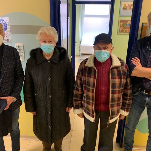 Ad Asti i primi vaccinati over 80 con il vicepresidente Carosso e il direttore saniario Mauro Occhi