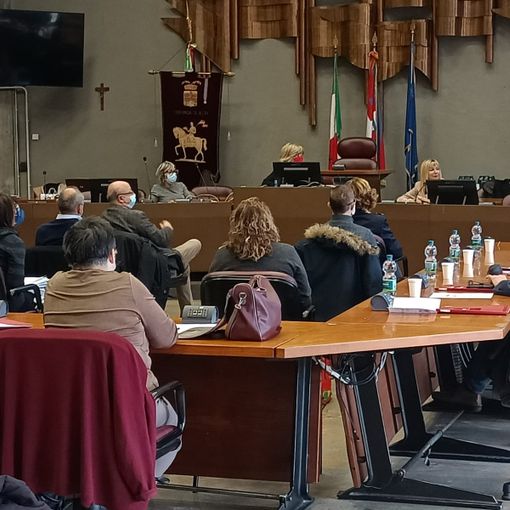 Due immagini relative l'incontro sulla disabilità svoltosi presso la Provincia di Asti