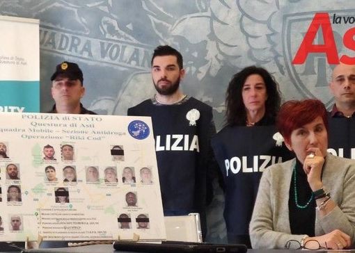 Operazione Riki Cod: 49 persone indagate e 11 arresti in flagranza per spaccio di cocaina, eroina e altri stupefacenti