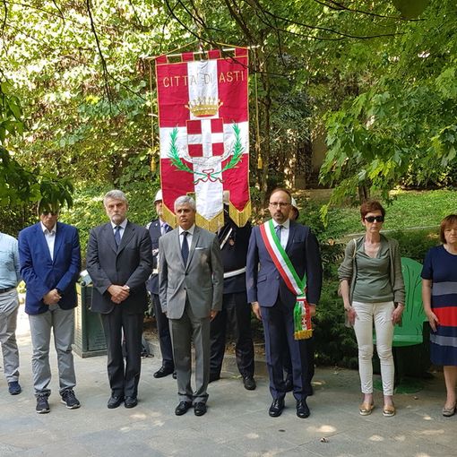 Cerimonia astigiana per onorare la memoria di Mauro Alganon