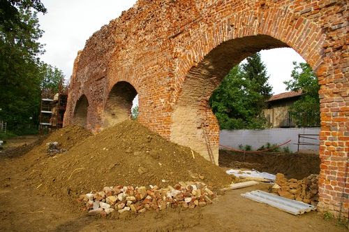 Proseguono i lavori per restaurare le Antiche Mura di Asti