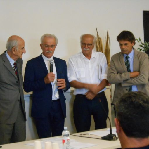 Nella foto, da sinistra: il conte Brondelli di Brondello, il presidente Roberto Chialva, Bartolomeo Bovetti e Tiziano Valperga