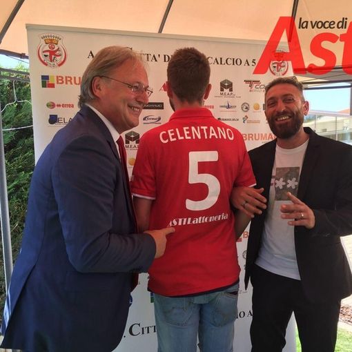 Antonio Celentano, capitano del Città di Asti, ritratto durante la presentazione della squadra dello scorso sabato