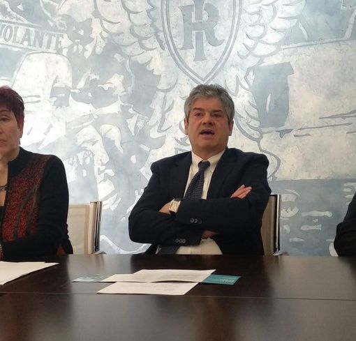 Nella foto, da sinistra: Stefano Ceveriati (capo di Gabinetto della Questura), la dott.ssa Faranda Cordella, il presidente Amalberto e il direttore dell'Unione Industriale Maurizio Spandonaro Nella foto, da sinistra: Stefano Ceveriati (capo di Gabinetto della Questura), la dott.ssa Faranda Cordella, il presidente Amalberto e il direttore dell'Unione Industriale Maurizio Spandonaro
