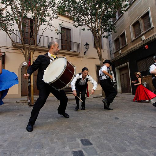 Emigranti. Un viaggio teatrale e musicale