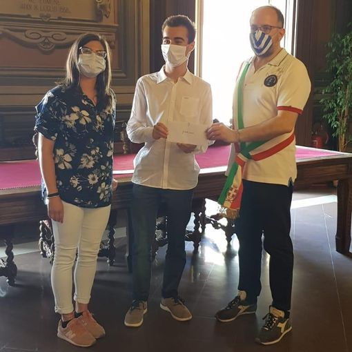Consegnate in Municipio le Borse di Studio Ingegner Rodolfo Debenedetti