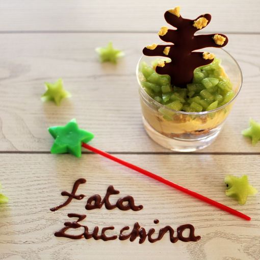 Felici &amp; Veloci, la nuova ricetta di Fata Zucchina: 'Fiori di kiwi'