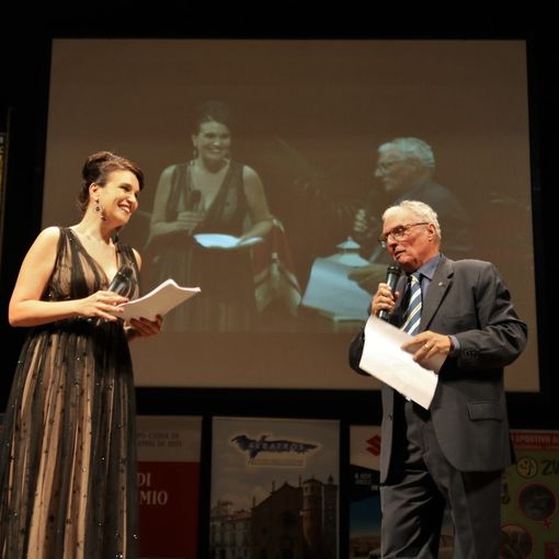 Chiara Iannaccone e Beppe Giannini ritratti nel corso di una precedente edizione