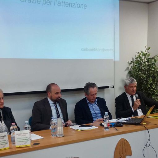 il tavolo dei relatori, da sinistra: Giovanna Soligo, Mauro Carbone, Giorgio Ferrero e Marco Reggi