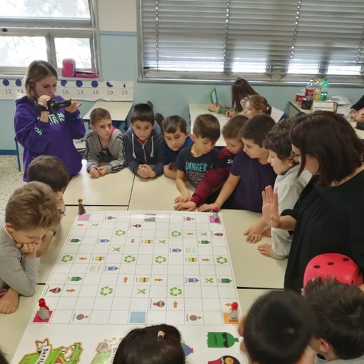 In classe con la Provincia per documentarsi sul riciclo dei rifiuti