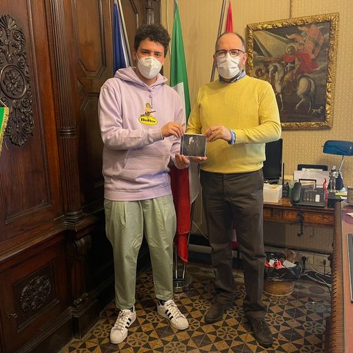 La consegna del CD