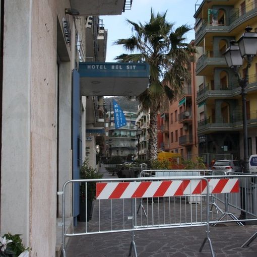 I miei anziani genitori sono in quarantena nell’hotel di Alassio, ma nessuno gli ha spiegato perché