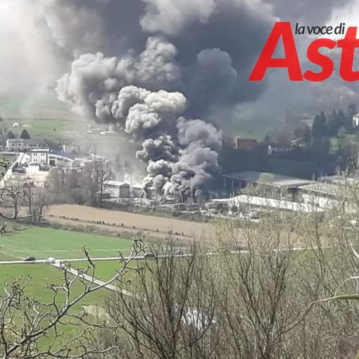 Incendio in un capannone di località Rilate, denso fumo visibile da grande distanza [VIDEO]