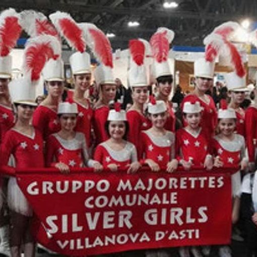 Oggi le Majorettes Silver Girl di Villanova d'Asti animeranno il grande Carnevale di Viareggio