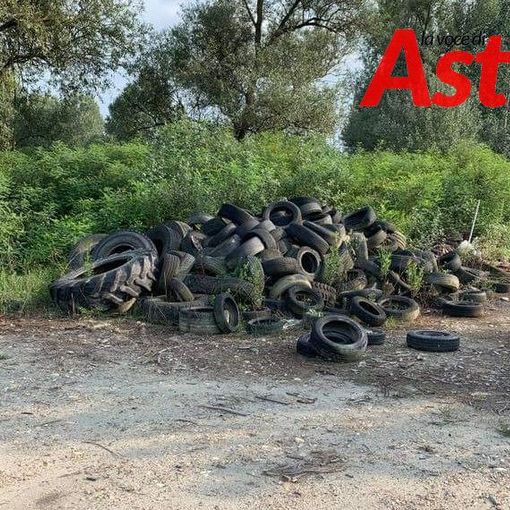 Pneumatici abbandonati agli stagni di Belangero e altre (purtroppo ordinarie) storie di degrado [FOTO E VIDEO]