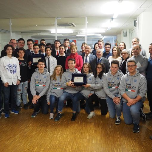 Premio in Regione per gli studenti del Vercelli vincitori ex-aequo della Virtual Final Zero Robotics 2018/19