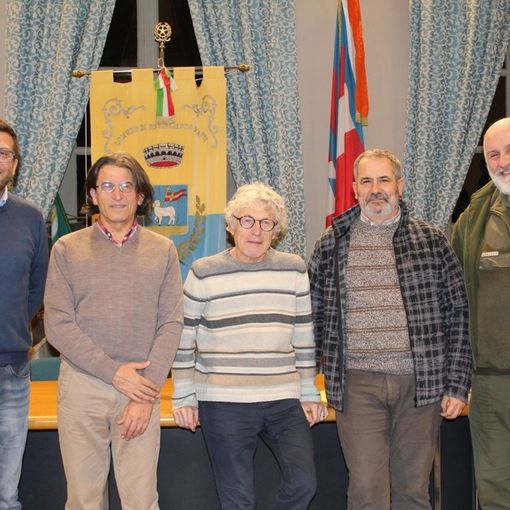 Un momento dell'incontro sugli Stagni di Belangero a Revigliasco con in foto, da sinistra: Contorno, Delmastro, Miroglio, Sindaco e Carbonero