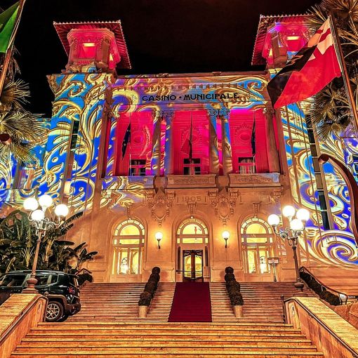 Con 'Racconti di luce', la Città dei Fiori si illumina per augurarvi Buone Feste