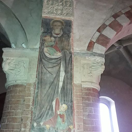 Una delle tre Madonne del latte della chiesa di Viatosto