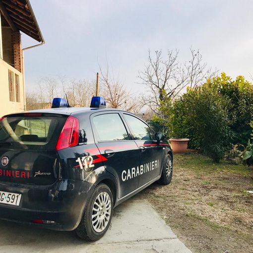 I Carabinieri al loro arrivo nella cascina
