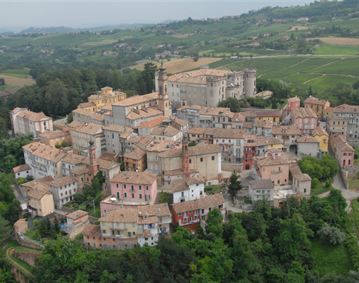 A Costigliole d'Asti, con l’anno nuovo… canto anch’io!