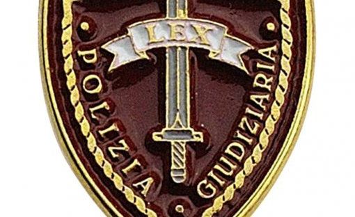 Pregiudicato 50enne ai domiciliari per fabbricazione di documenti d’identità falsi