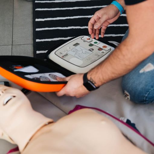 I Comuni di Agliano Terme e Montergrosso d’Asti potranno disporre di due nuovi defibrillatori