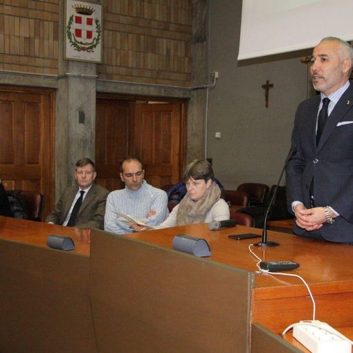 Il vicepresidente Carosso durante il suo intervento in Provincia