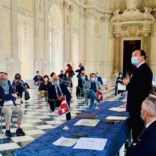 Soldi agli alberghi per i dehors e pacchetti vacanze con 2 notti gratis: il Piemonte investe 40 milioni sul turismo