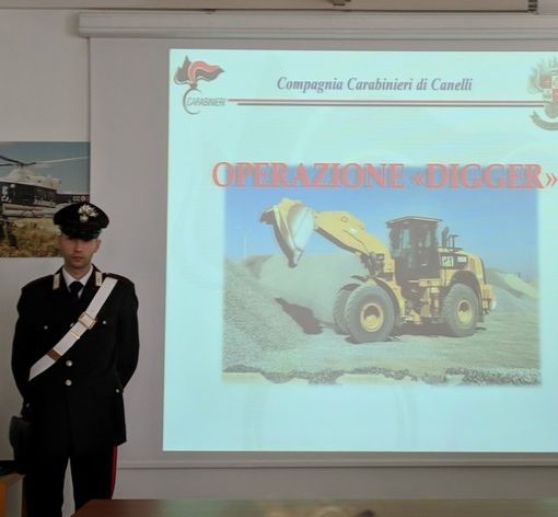 Il tenente colonnello Pierantonio Breda, comandante provinciale dei Carabinieri, fotografato nel corso della conferenza stampa del novembre scorso Il tenente colonnello Pierantonio Breda, comandante provinciale dei Carabinieri, fotografato nel corso della conferenza stampa del novembre scorso